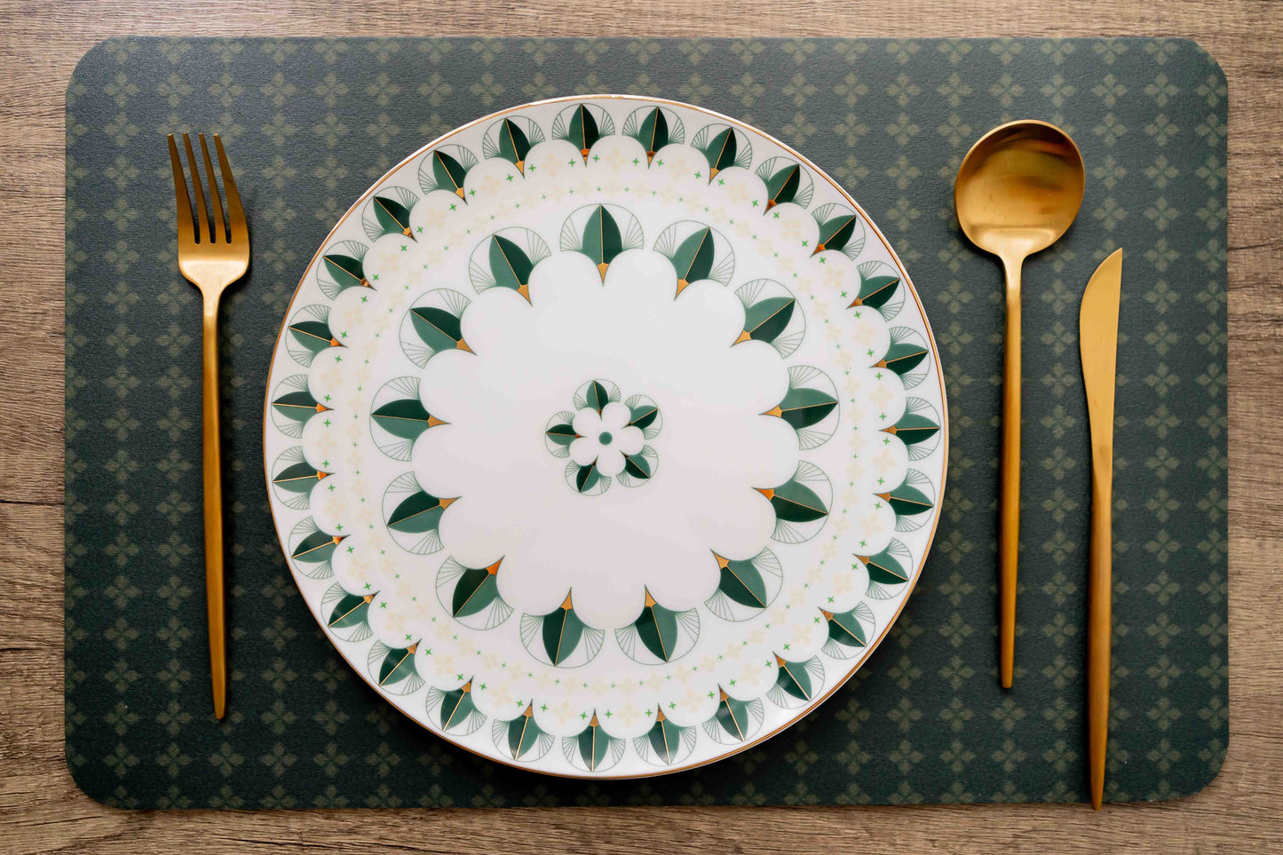 Royal Green Tableware Gift Set
